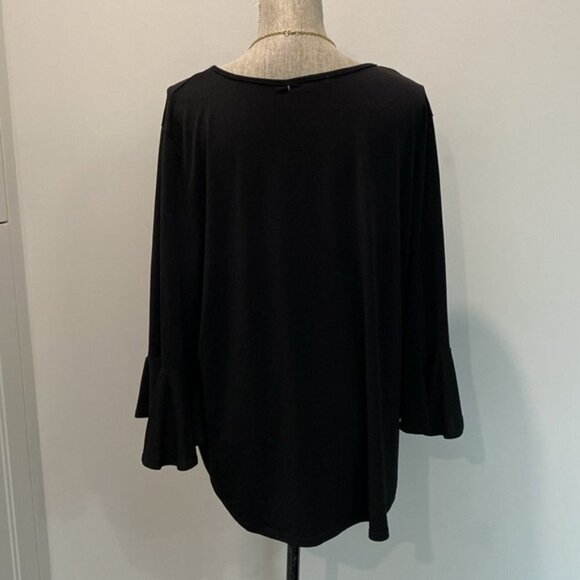 Green Envelope Los Angeles Black Bell Sleeve Flowy Blouse Size 2X - Picture 8 of 11